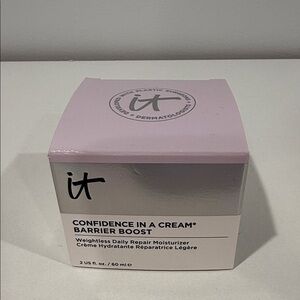 IT Cosmetics Confidence in a Cream - NEW